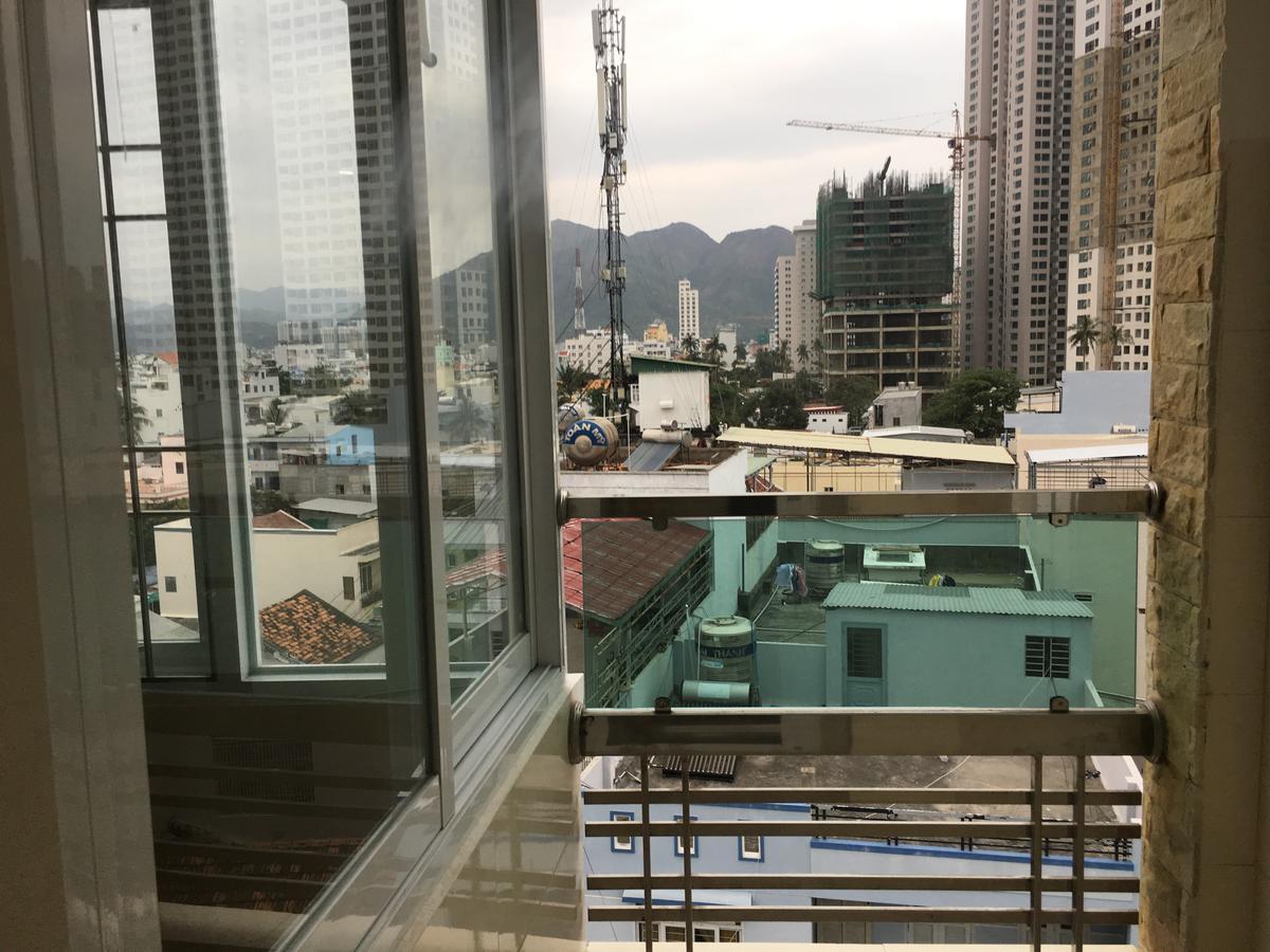 Duy Huy Hotel & Apartment Нячанг Экстерьер фото