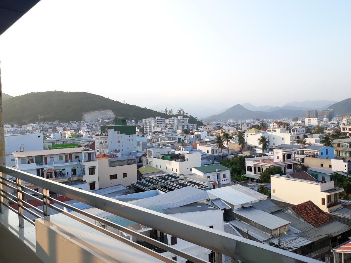 Duy Huy Hotel & Apartment Нячанг Экстерьер фото